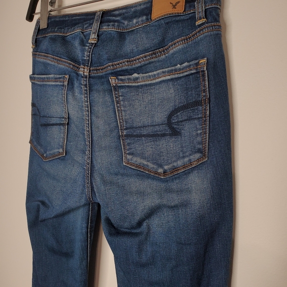 17) AMERICAN EAGLE OUTFITTERS Hi-Rise Jegging Distressed Wash Jeans Sz. 6 Long - Picture 5 of 5